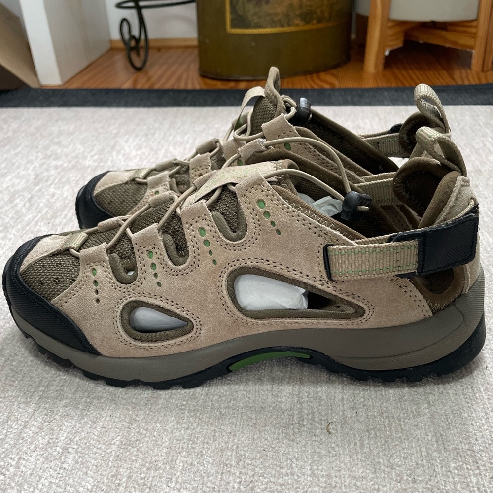 New Land’s End hiking sandal